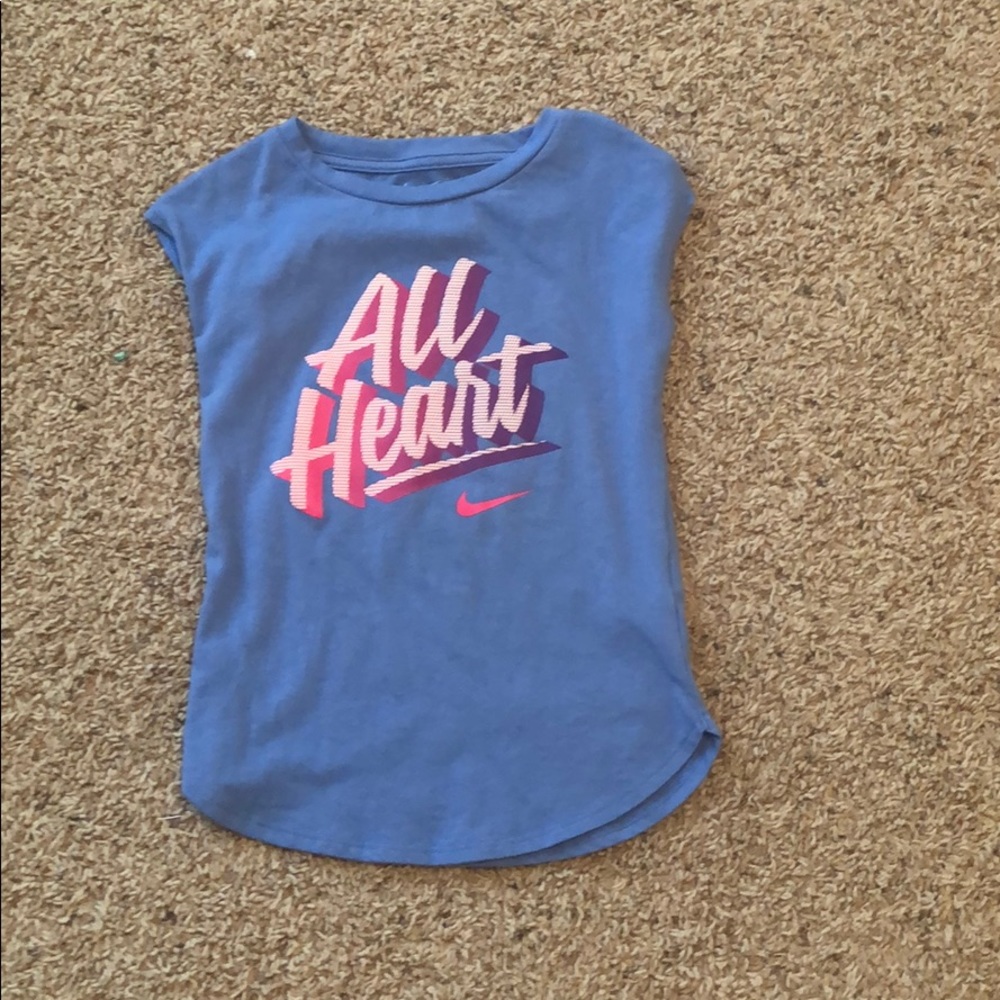 Little girls Nike tee